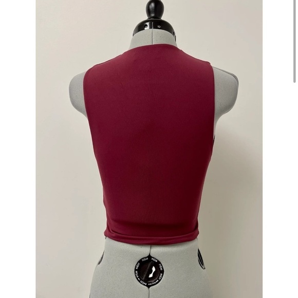 Aritzia Babaton Sz S Contour Muscle Tank In Grapevine - Picture 2 of 7